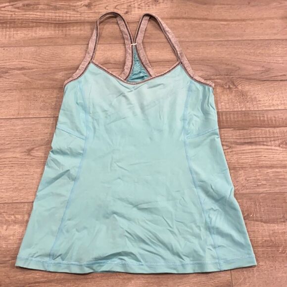 Lululemon tank size 6 - Picture 1 of 4